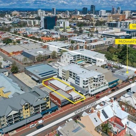 Emu Backpackers Perth - Note - Valid Passport Required For Check Inホステル エクステリア 写真