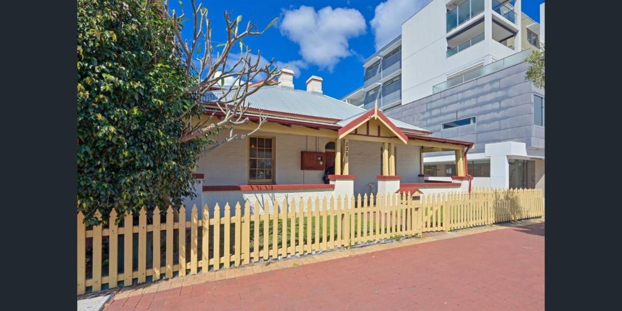 Emu Backpackers Perth - Note - Valid Passport Required For Check Inホステル エクステリア 写真